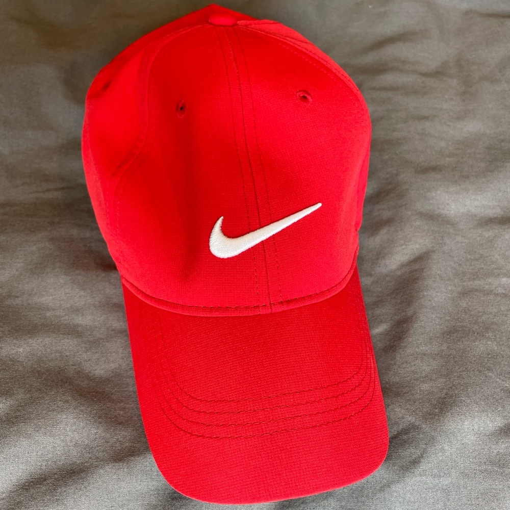 Nike red adjustable hat.